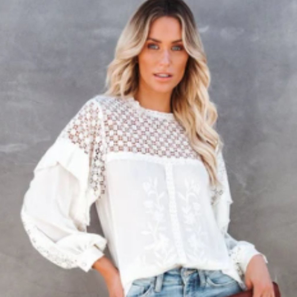NWT White Long Sleeve Blouse